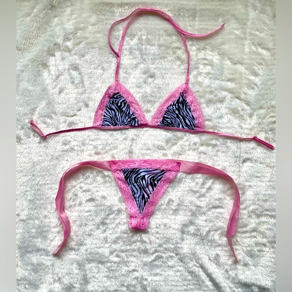 Zebra/Pink Lingerie Set - Picture 1 of 3